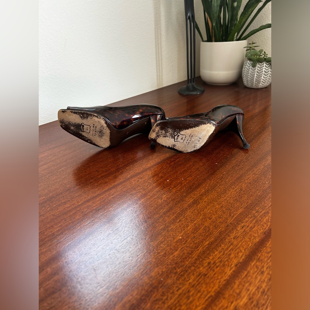 Stuart Weitzman Patent Tortoise Shell Peep Toe Pu… - image 2